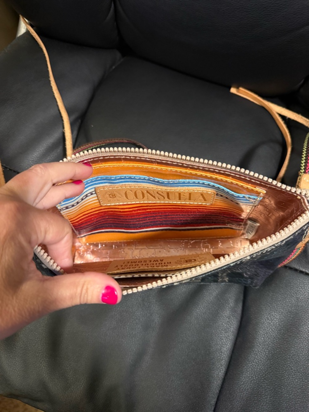 Consuela Rattler Crossbody 8x5 zip closure - Picture 7 of 8